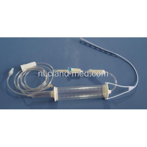 Steriele disposable pediatrische infuusset met infuus Burette